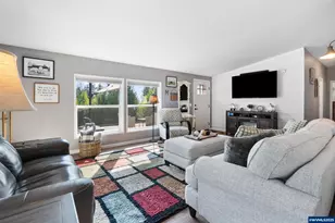 30402 Townsend Rd, Lebanon, OR 97355 - Photo 7