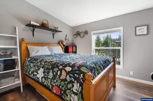 30402 Townsend Rd, Lebanon, OR 97355 - Photo 13