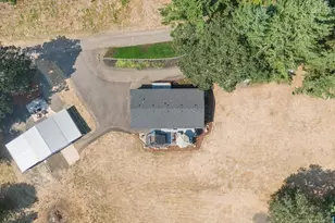 30402 Townsend Rd, Lebanon, OR 97355 - Photo 41