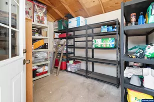 30402 Townsend Rd, Lebanon, OR 97355 - Photo 39