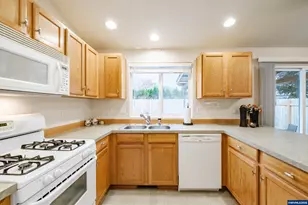 2856 Boston St SE, Albany, OR 97322 - Photo 21