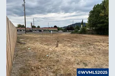 1717 Main St, Philomath, OR 97370 - Photo 7