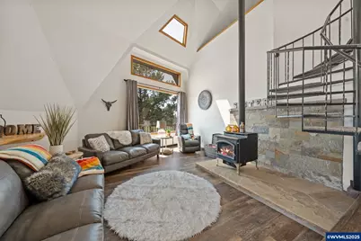 17450 Star Thistle Ln, Bend, OR 97703 - Photo 23