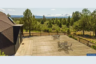 17450 Star Thistle Ln, Bend, OR 97703 - Photo 21