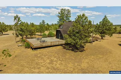 17450 Star Thistle Ln, Bend, OR 97703 - Photo 7