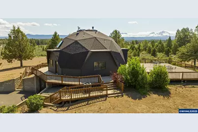 17450 Star Thistle Ln, Bend, OR 97703 - Photo 5