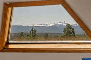 17450 Star Thistle Ln, Bend, OR 97703 - Photo 39
