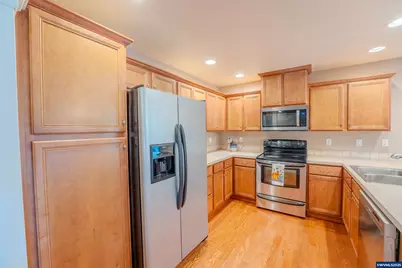 2514 Baines Bl, Hubbard, OR 97032 - Photo 13