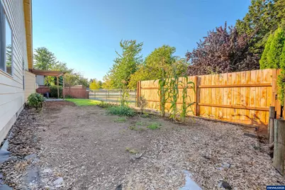 2514 Baines Bl, Hubbard, OR 97032 - Photo 33