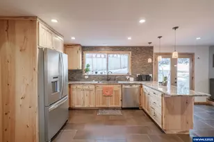 330 Patricia Dr, Gladstone, OR 97027 - Photo 15