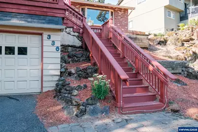 330 Patricia Dr, Gladstone, OR 97027 - Photo 5