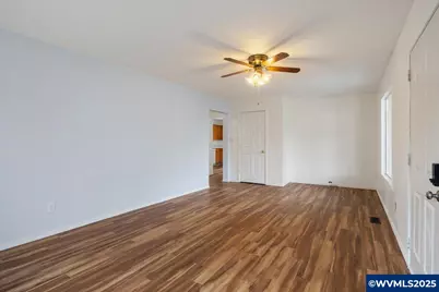 306 Pine Street St NE, Albany, OR 97321 - Photo 7