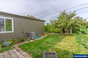 300 SE Lacreole Dr, Dallas, OR 97338 - Photo 39