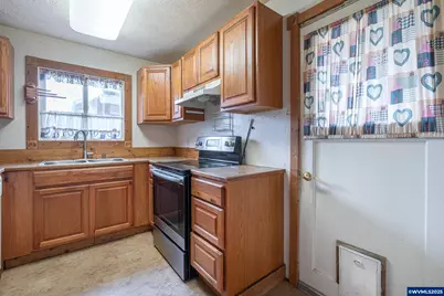 1603 Park Dr, Lebanon, OR 97355 - Photo 11