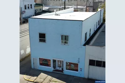 54 W Sherman St, Lebanon, OR 97355 - Photo 3