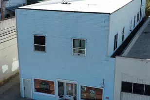 54 W Sherman St, Lebanon, OR 97355 - Photo 3