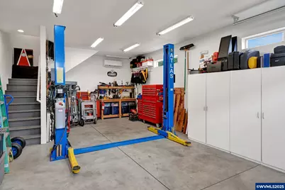 5088 NE North Park Ct, Albany, OR 97321 - Photo 3