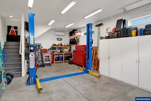 5088 NE N Park Ct, Albany, OR 97321 - Photo 3