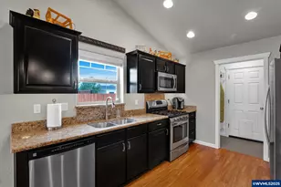 5088 NE N Park Ct, Albany, OR 97321 - Photo 17