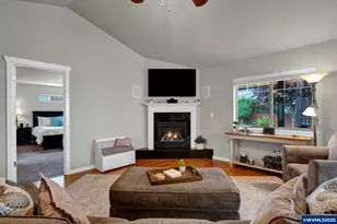 5088 NE N Park Ct, Albany, OR 97321 - Photo 11