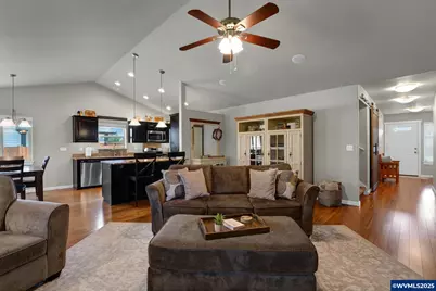 5088 NE North Park Ct, Albany, OR 97321 - Photo 13