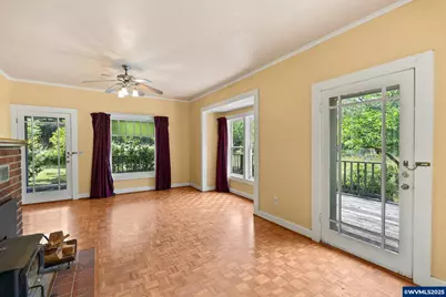 83015 Peninsula Rd, Fall Creek, OR 97438 - Photo 15