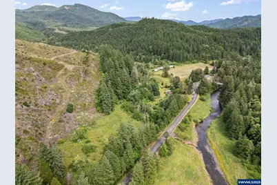 83015 Peninsula Rd, Fall Creek, OR 97438 - Photo 37