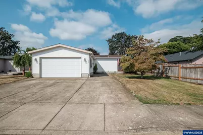 430 Oakdale Ct, Jefferson, OR 97352 - Photo 1