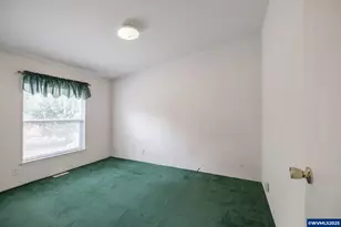 430 Oakdale Ct, Jefferson, OR 97352 - Photo 19