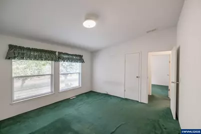 430 Oakdale Ct, Jefferson, OR 97352 - Photo 17