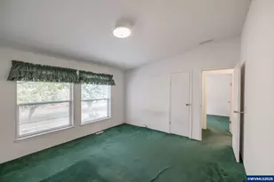 430 Oakdale Ct, Jefferson, OR 97352 - Photo 17