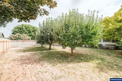 430 Oakdale Ct, Jefferson, OR 97352 - Photo 41