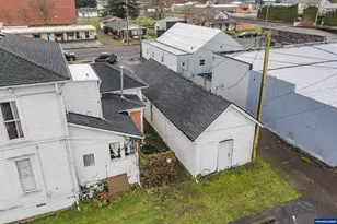 760 S Second St, Lebanon, OR 97355 - Photo 9