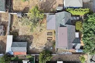 771 SE Miller Ave, Dallas, OR 97338 - Photo 33