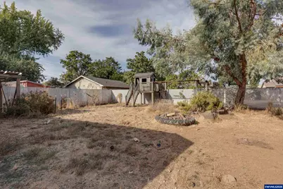 771 SE Miller Av, Dallas, OR 97338 - Photo 25