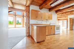 330 S Bay Rd, Toledo, OR 97391 - Photo 7