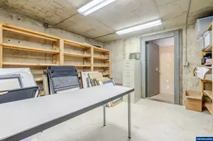 330 S Bay Rd, Toledo, OR 97391 - Photo 31