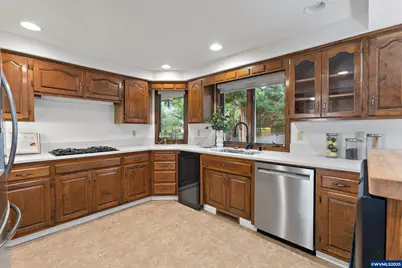 4586 Constitution Av SE, Salem, OR 97302 - Photo 17