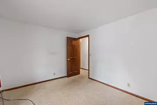 4586 Constitution Ave SE, Salem, OR 97302 - Photo 31