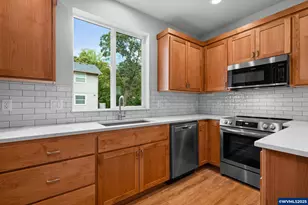 865 SW Grove St, Corvallis, OR 97333 - Photo 37