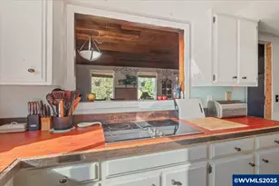 732 Harmony St, Lebanon, OR 97355 - Photo 15