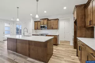 662 Magnolia Ave, Woodburn, OR 97071 - Photo 29