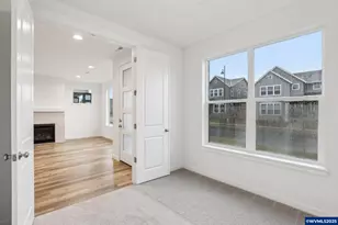 662 Magnolia Ave, Woodburn, OR 97071 - Photo 33