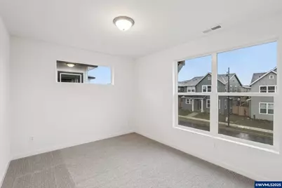 662 Magnolia Av, Woodburn, OR 97071 - Photo 15