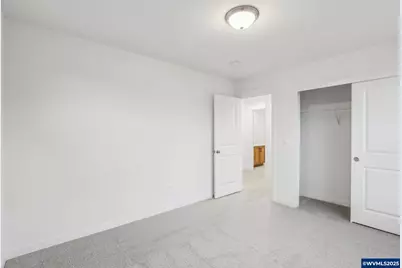 662 Magnolia Av, Woodburn, OR 97071 - Photo 13