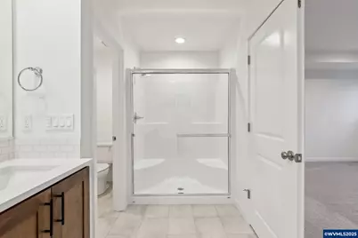 662 Magnolia Av, Woodburn, OR 97071 - Photo 9