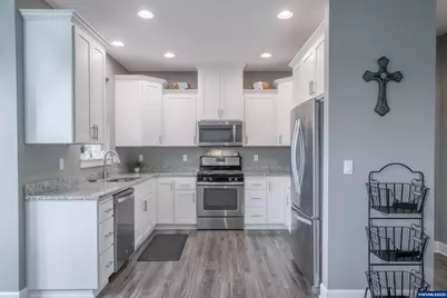 1627 Trent Av N, Keizer, OR 97303 - Photo 19