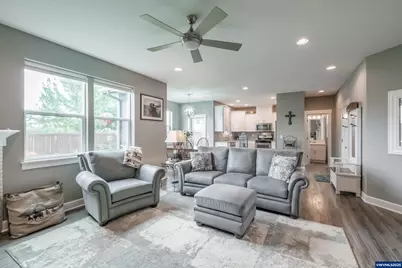 1627 Trent Av N, Keizer, OR 97303 - Photo 13