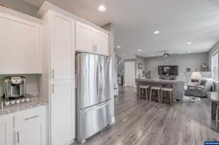 1627 Trent Ave N, Keizer, OR 97303 - Photo 23