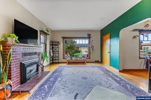 633 SE Ash St, Dallas, OR 97338 - Photo 7